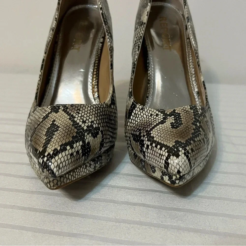 Report Tashi Faux Leather Snakeskin textured Stiletto Heel SZ 8